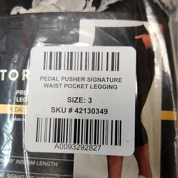 ❤️NWT VINTAGE TORRID POCKETS LEGGING - FLORAL PRINT - PEDAL PUSHER - PLUS SIZE - Picture 7 of 11